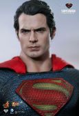 Man of Steel Hot Toys 05